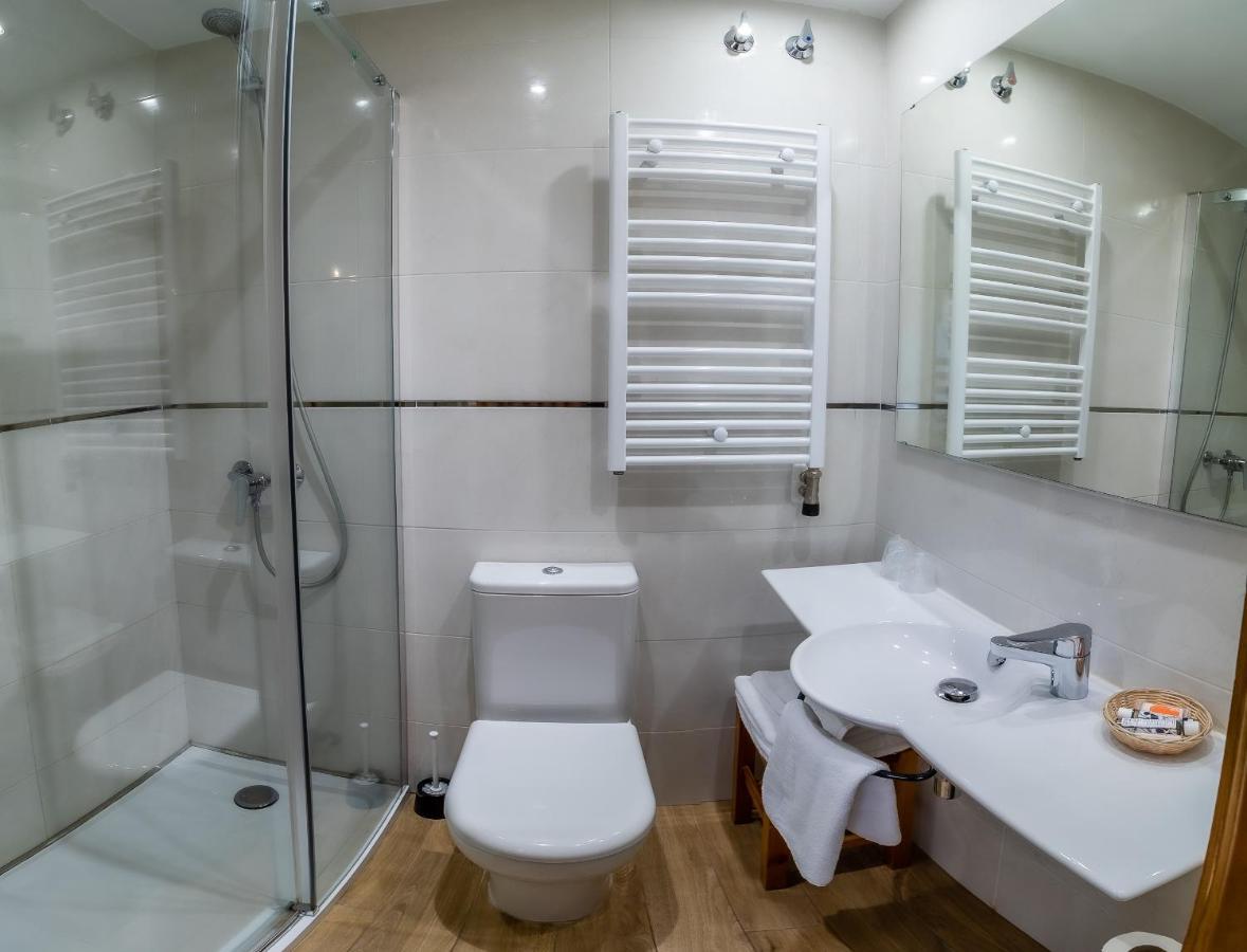 Hostal Санто-Доминго-де-Силос Экстерьер фото
