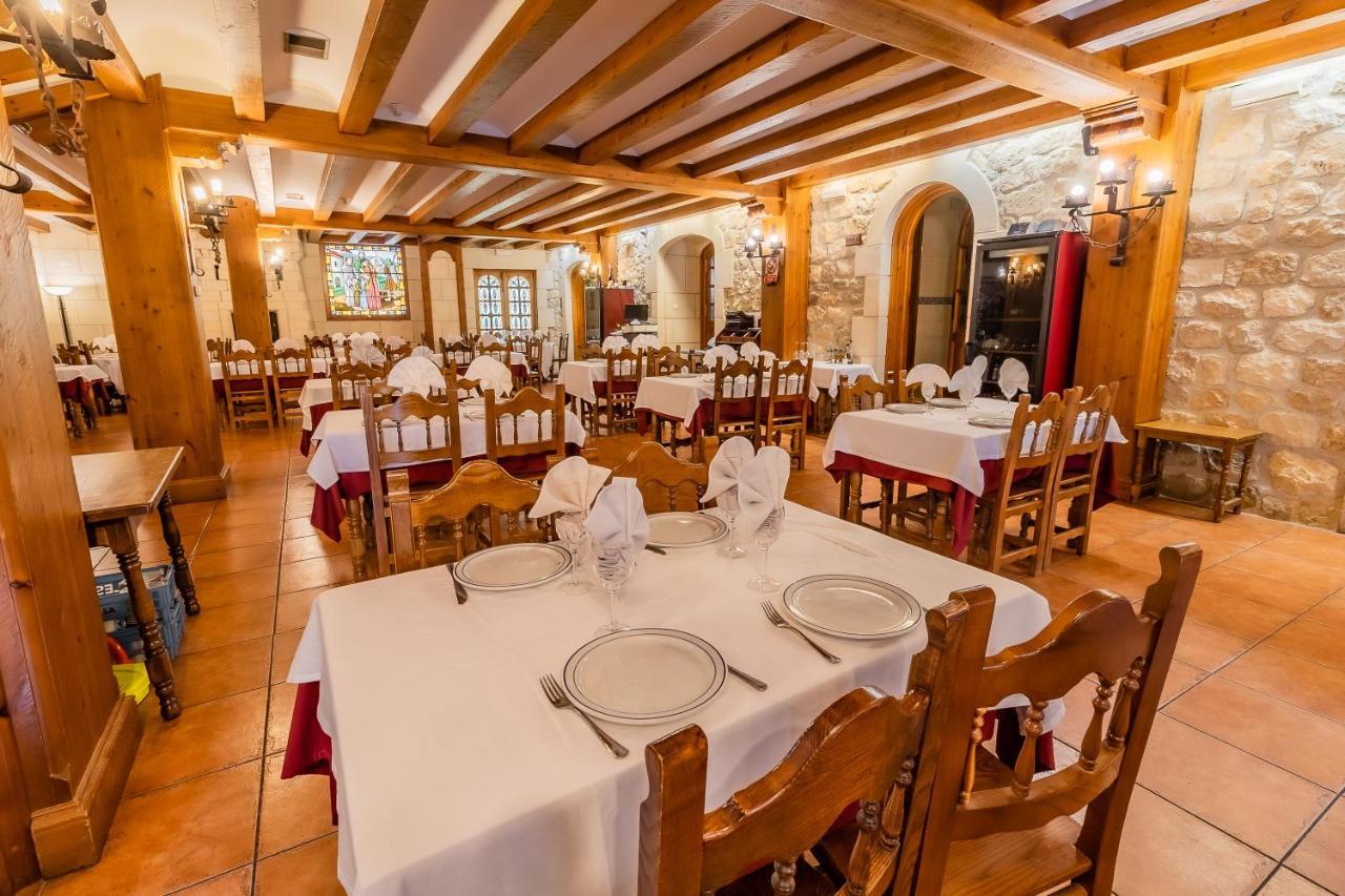Hostal Санто-Доминго-де-Силос Экстерьер фото